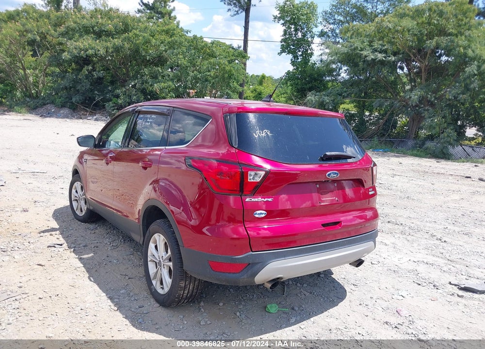 2019 FORD ESCAPE SE VIN: 1FMCU9GD8KUB92094