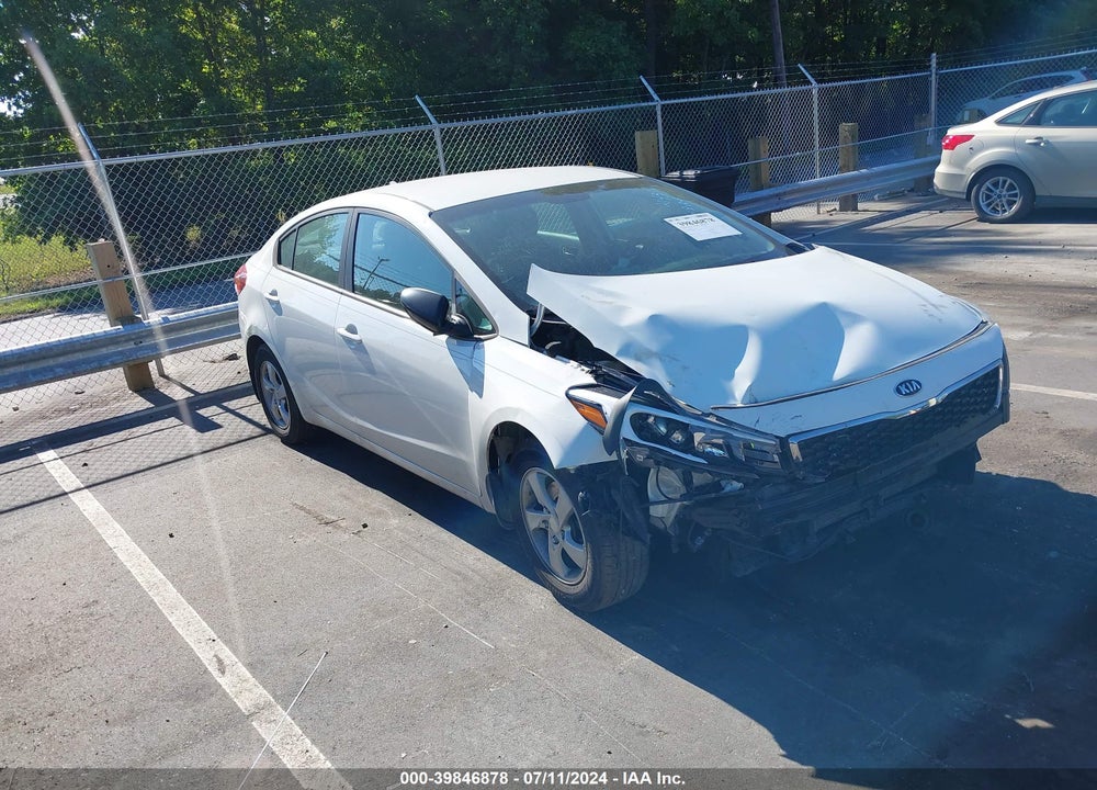 2017 KIA FORTE LX VIN: 3KPFK4A75HE082043