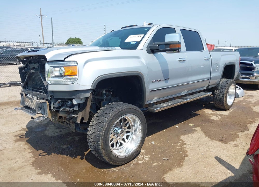 2018 GMC SIERRA 2500HD DENALI VIN: 1GT12UEY6JF260034