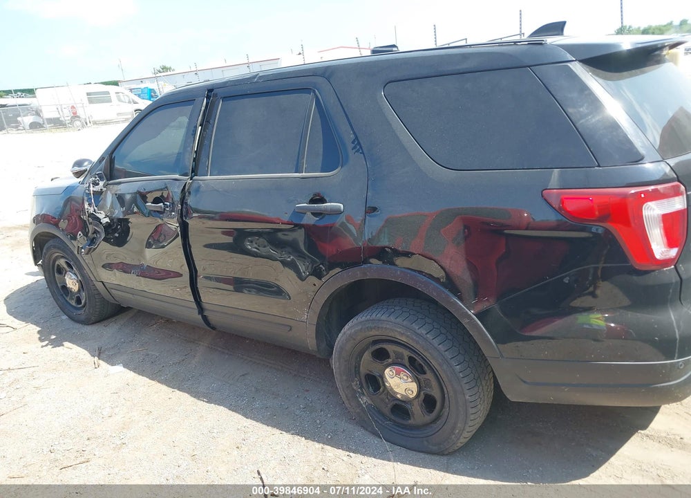 2018 FORD POLICE INTERCEPTOR UTILITY VIN: 1FM5K8ARXJGC18964