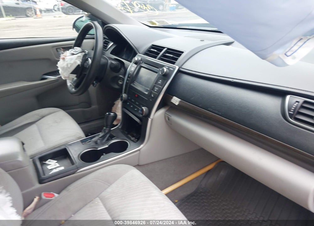2016 TOYOTA CAMRY LE/SE/XLE/XSE VIN: 4T4BF1FK6GR573219