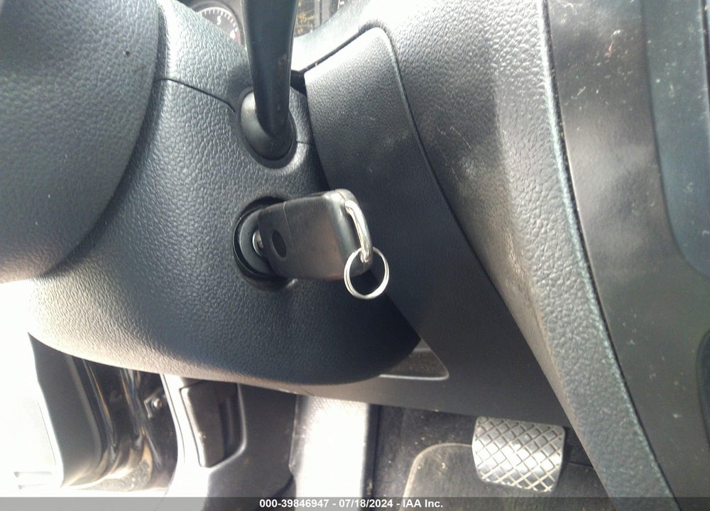 2011 VOLKSWAGEN JETTA 2.5L SE VIN: 3VWDX7AJ5BM342442