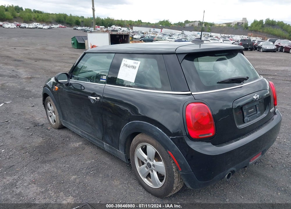 2016 MINI HARDTOP VIN: WMWXP5C55GT739286