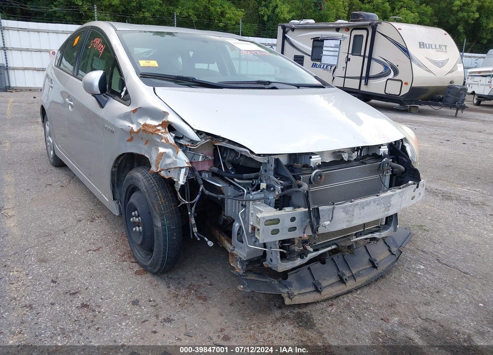 2011 TOYOTA PRIUS TWO VIN: JTDKN3DU2B1430568
