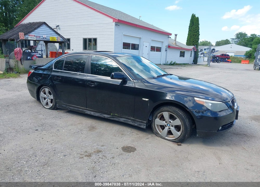 2007 BMW 530XI VIN: WBANF73527CU28906
