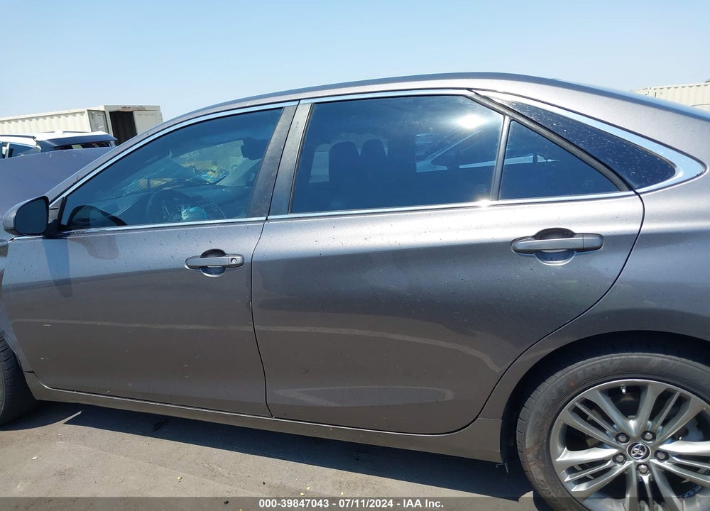 2016 TOYOTA CAMRY SE VIN: 4T1BF1FK9GU172855