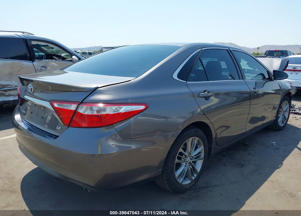 2016 TOYOTA CAMRY SE VIN: 4T1BF1FK9GU172855
