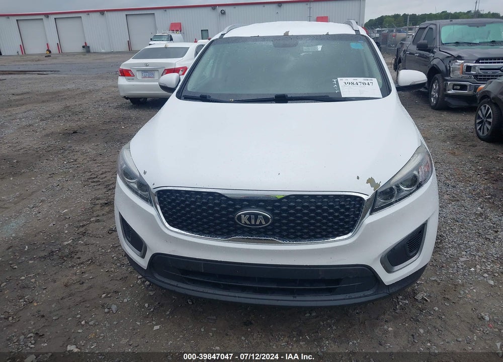 2016 KIA SORENTO 3.3L LX VIN: 5XYPGDA56GG084843
