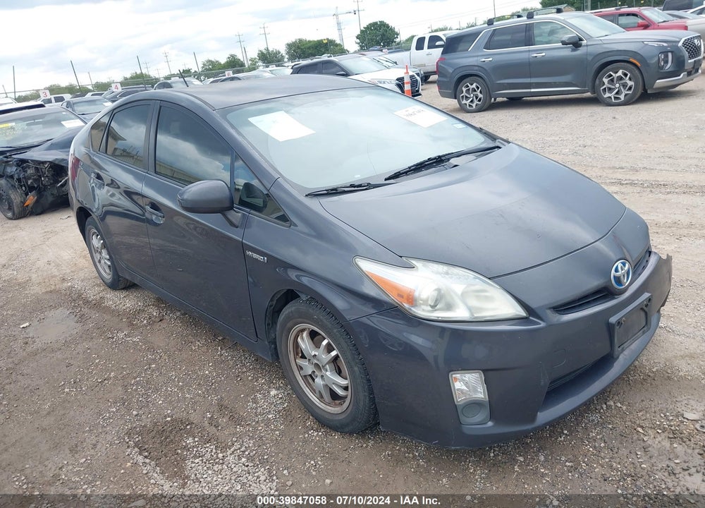 2011 TOYOTA PRIUS TWO VIN: JTDKN3DU8B1385989