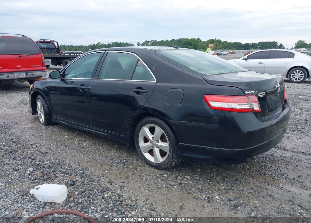 2011 TOYOTA CAMRY SE VIN: 4T1BF3EK0BU767826