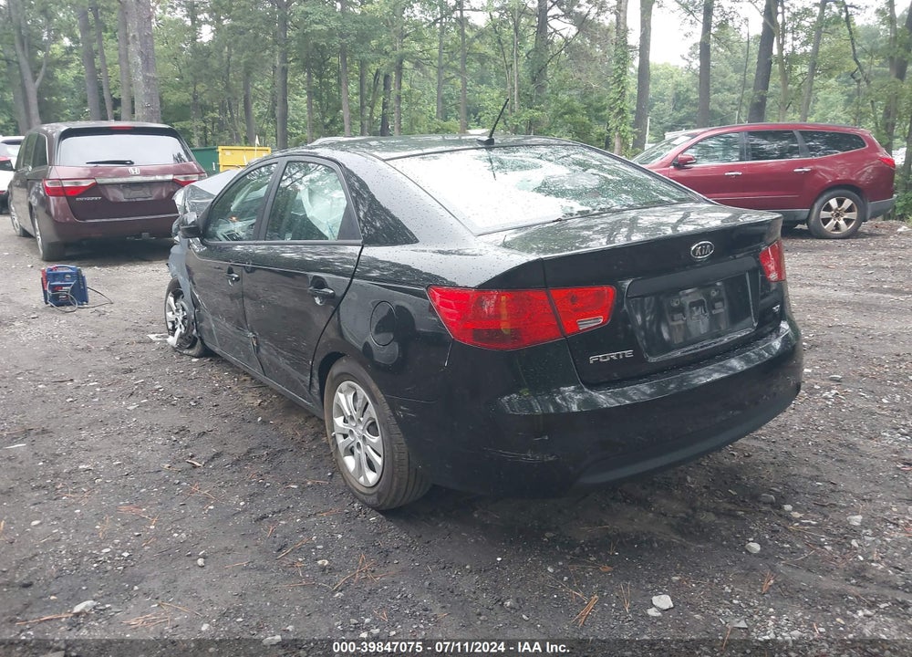 2013 KIA FORTE EX VIN: KNAFU4A23D5705273