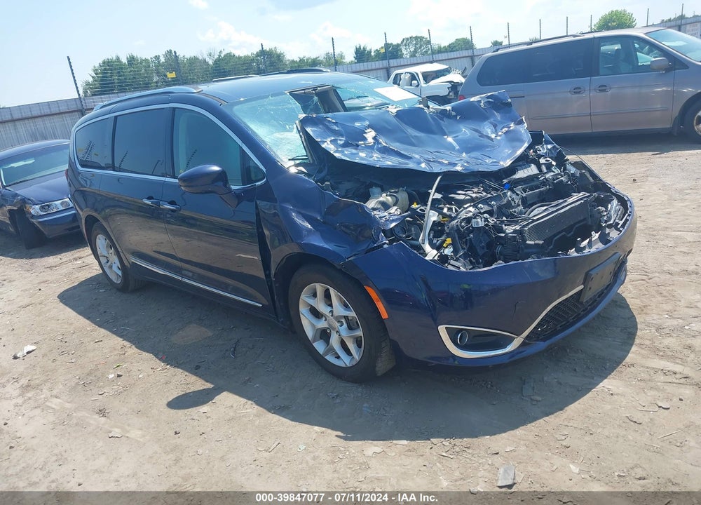 2019 CHRYSLER PACIFICA TOURING L VIN: 2C4RC1BG9KR547906