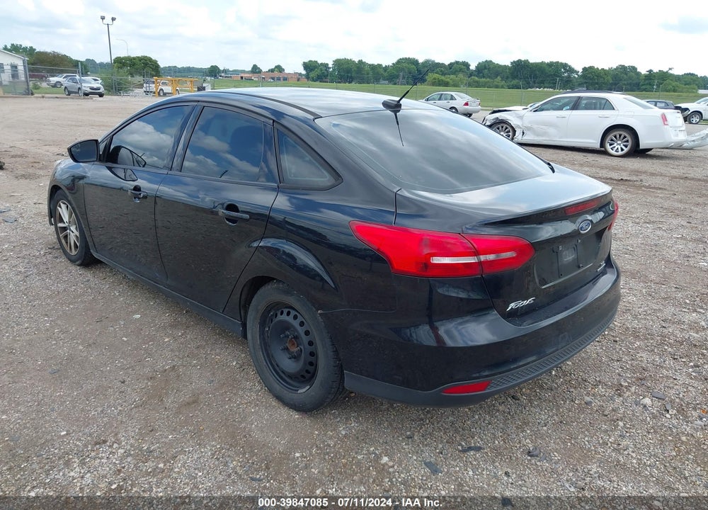 2016 FORD FOCUS SE VIN: 1FADP3F22GL233206