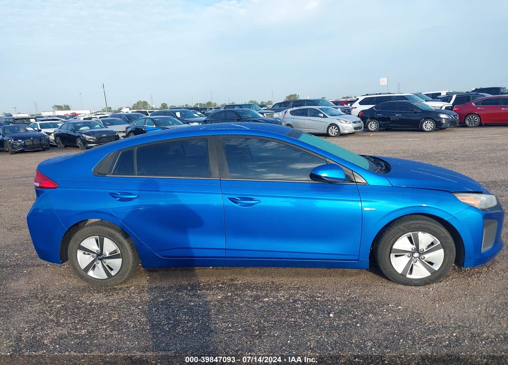 2017 HYUNDAI IONIQ HYBRID BLUE VIN: KMHC65LC1HU025178