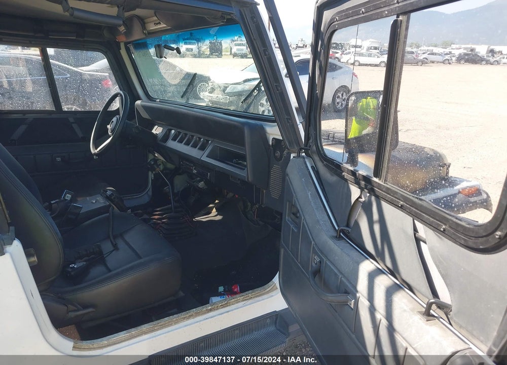 1994 JEEP WRANGLER / YJ S VIN: 1J4FY19P4RP474749