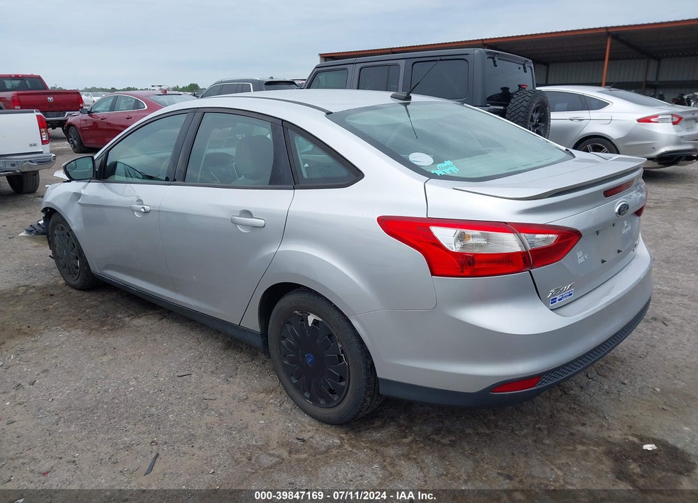 2014 FORD FOCUS SE VIN: 1FADP3F24EL394055