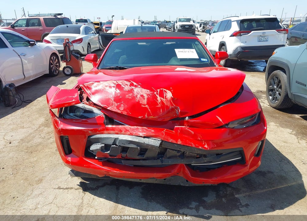 2018 CHEVROLET CAMARO 1LT VIN: 1G1FB3DS7J0112063