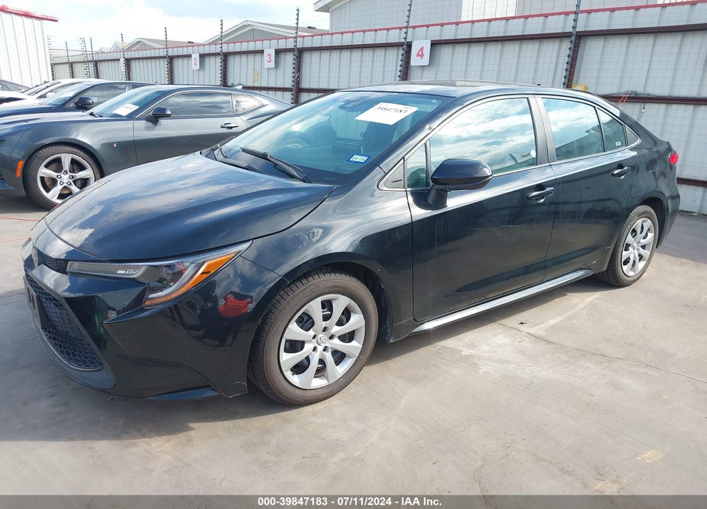 2020 TOYOTA COROLLA LE VIN: 5YFEPRAE2LP029445