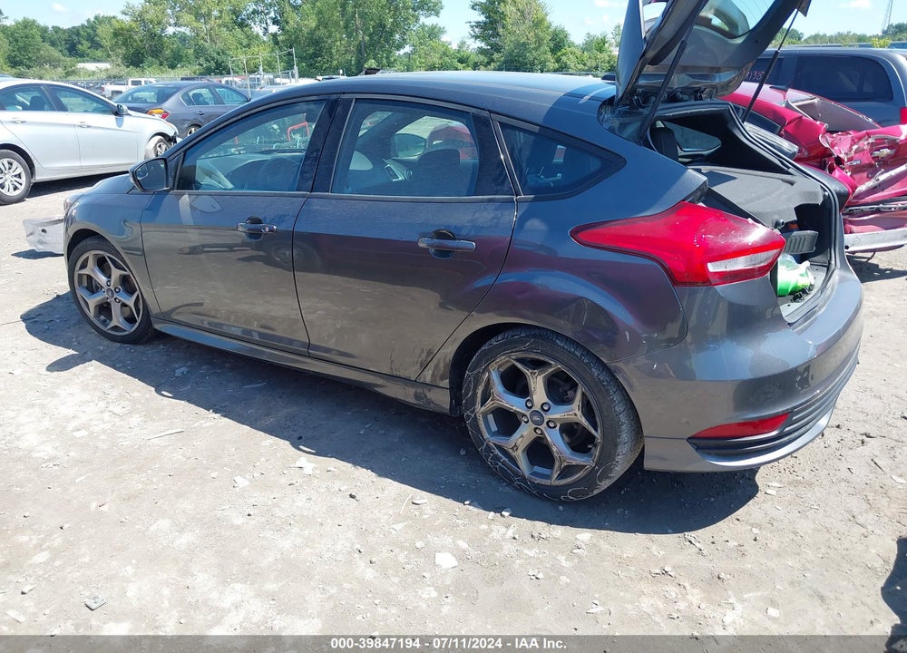 2018 FORD FOCUS ST VIN: 1FADP3L9XJL285899