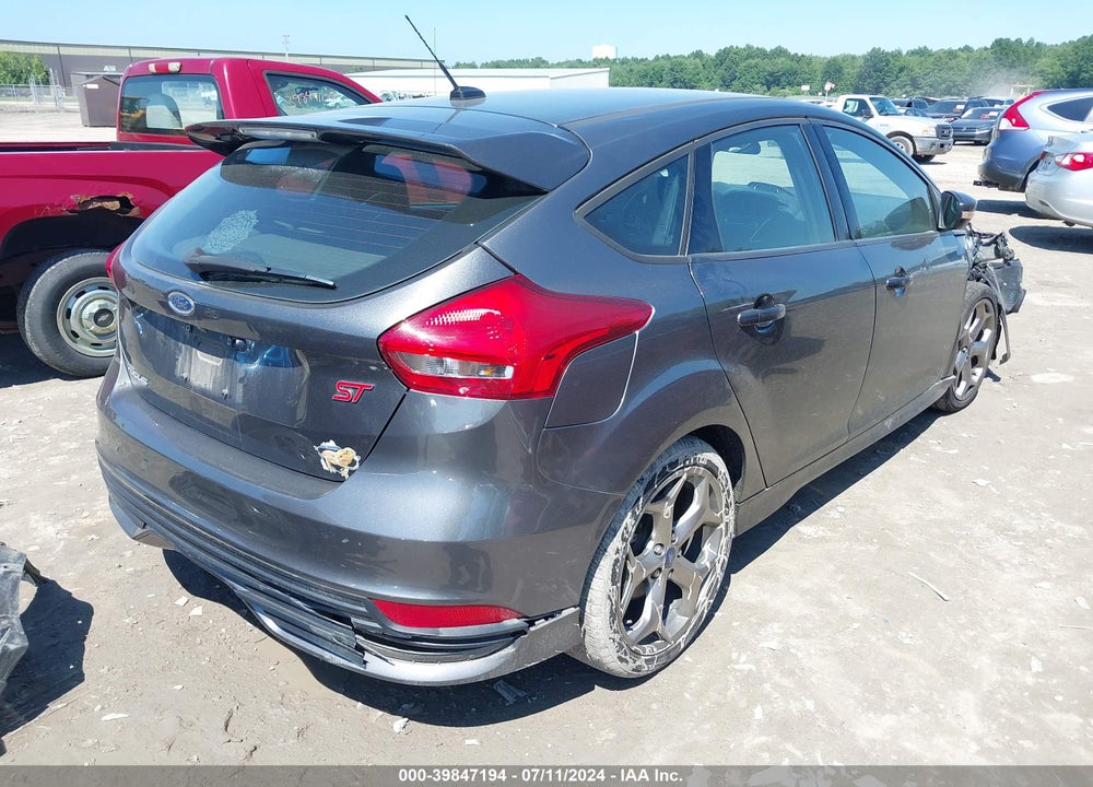 2018 FORD FOCUS ST VIN: 1FADP3L9XJL285899