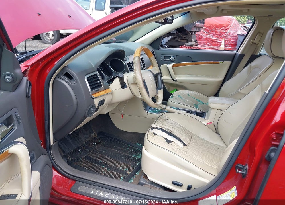 2010 LINCOLN MKZ VIN: 3LNHL2GC1AR608726