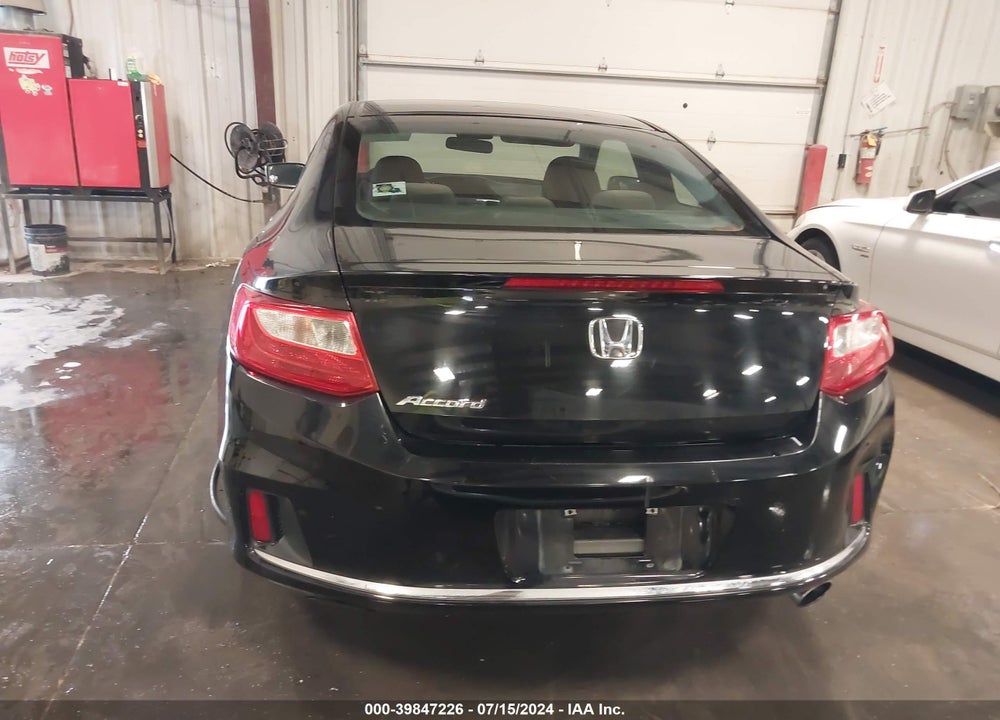 2013 HONDA ACCORD LX-S VIN: 1HGCT1B34DA011425
