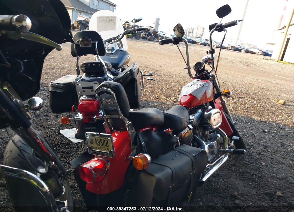 1993 HARLEY-DAVIDSON XLH883 H VIN: 1HD4CEM10PY220533