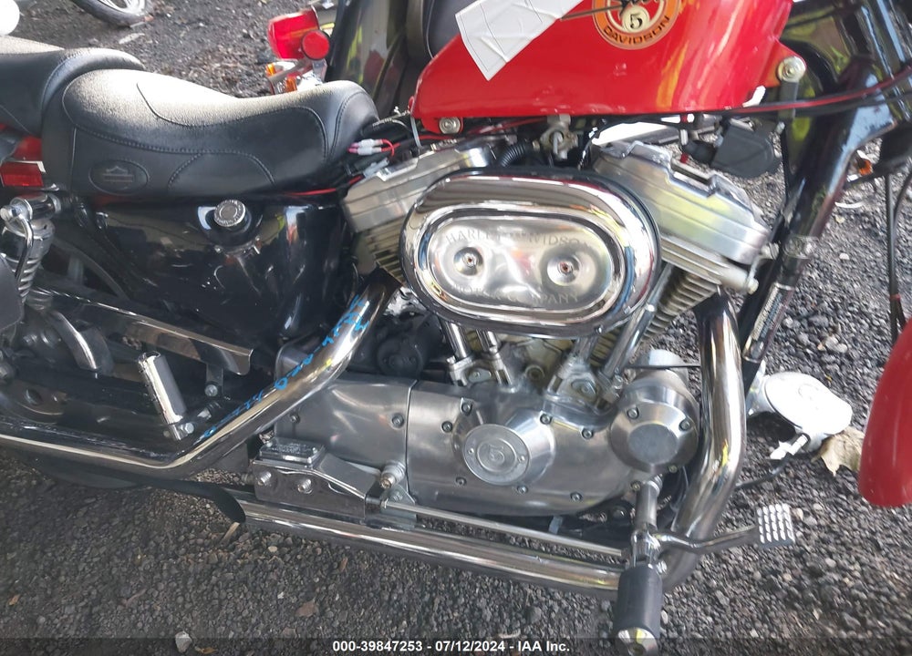 1993 HARLEY-DAVIDSON XLH883 H VIN: 1HD4CEM10PY220533