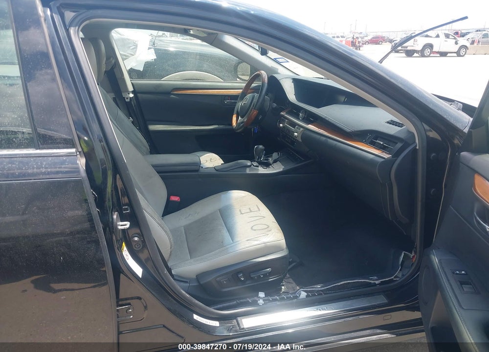 2014 LEXUS ES 300H VIN: JTHBW1GG8E2056827