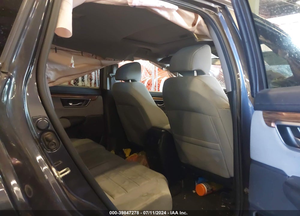 2018 HONDA CR-V EX VIN: 7FARW2H56JE074564