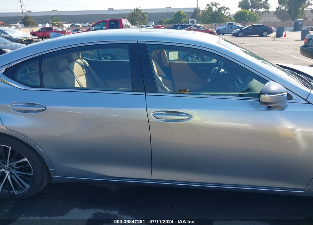 2024 LEXUS ES 300H VIN: 58ADA1C10RU038976