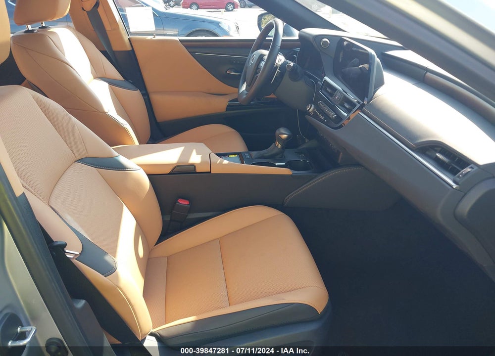 2024 LEXUS ES 300H VIN: 58ADA1C10RU038976