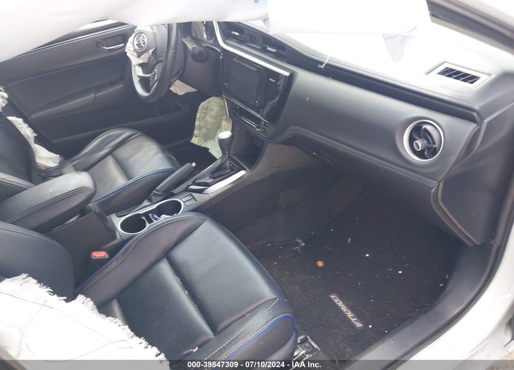 2017 TOYOTA COROLLA XSE VIN: 5YFBURHE4HP642918