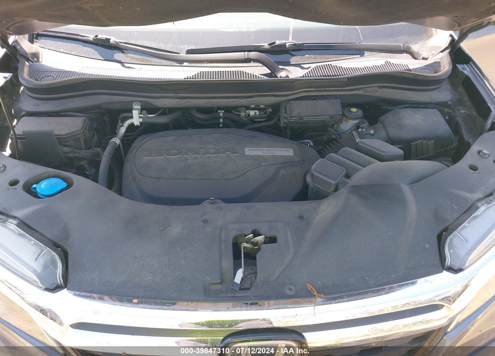 2019 HONDA RIDGELINE RTL-E VIN: 5FPYK3F78KB017241