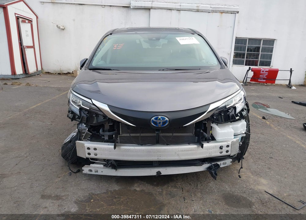 2023 TOYOTA SIENNA XLE VIN: 5TDYRKECXPS143665