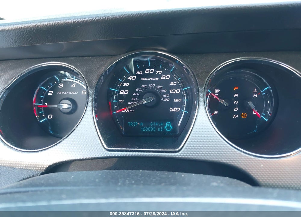 2010 FORD TAURUS SEL VIN: 1FAHP2HW3AG168135