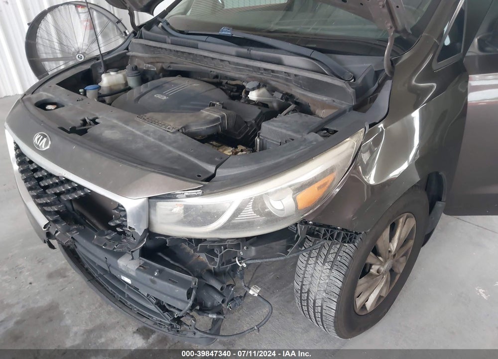 2016 KIA SEDONA LX VIN: KNDMB5C15G6211943