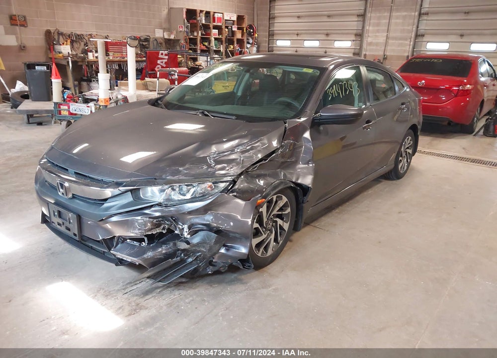 2018 HONDA CIVIC EX VIN: 19XFC2F74JE000481