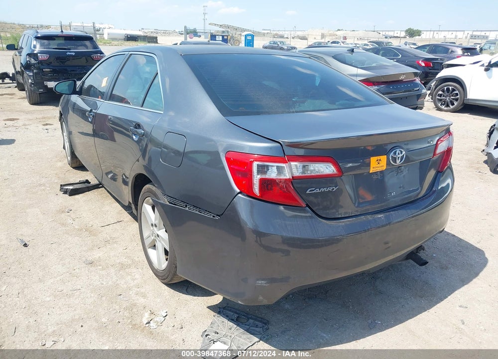 2012 TOYOTA CAMRY SE VIN: 4T1BF1FK0CU189165