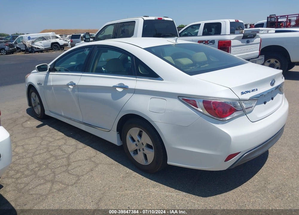 2011 HYUNDAI SONATA HYBRID VIN: KMHEC4A41BA012804