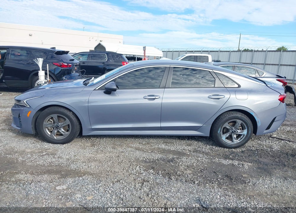 2021 KIA K5 LXS VIN: 5XXG14J2XMG010302