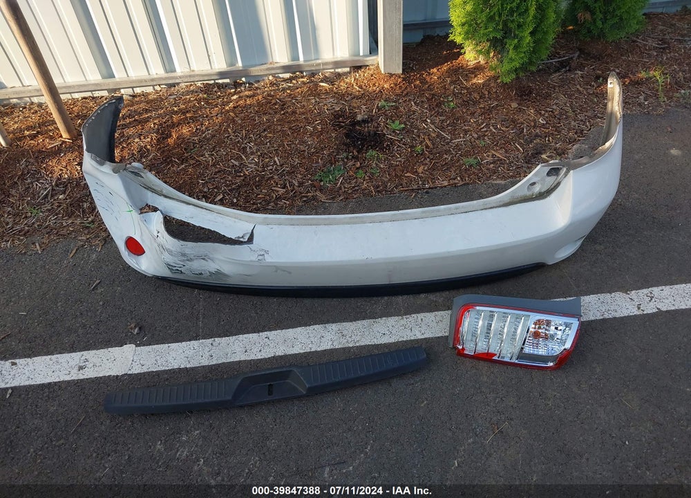 2013 SCION XB VIN: JTLZE4FE8DJ047008