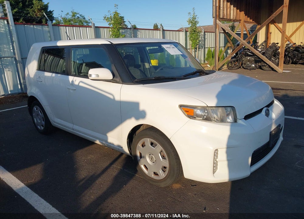 2013 SCION XB VIN: JTLZE4FE8DJ047008