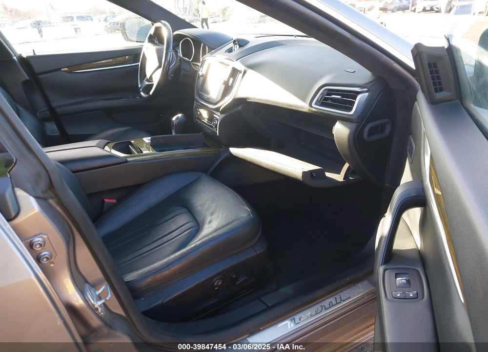 2014 MASERATI GHIBLI VIN: ZAM57XSA5E1086550