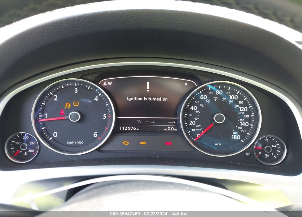 2014 VOLKSWAGEN TOUAREG TDI LUX VIN: WVGEP9BP4ED011286