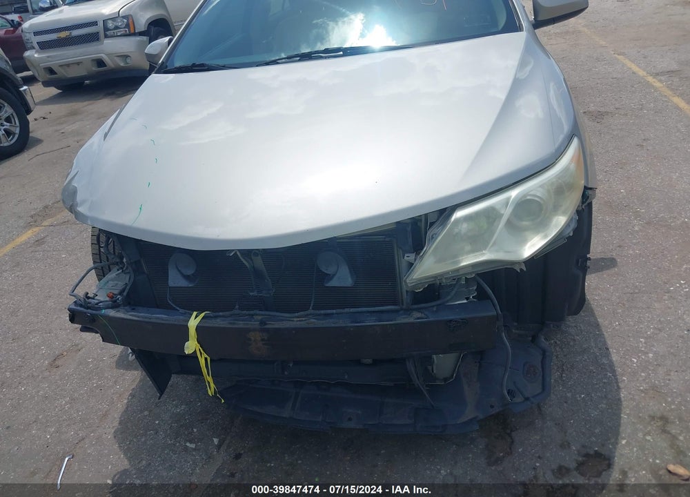 2013 TOYOTA CAMRY XLE VIN: 4T4BF1FK0DR318707