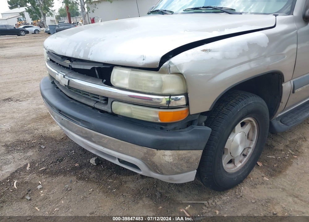 2002 CHEVROLET SUBURBAN 1500 LS VIN: 1GNEC16T92J183343