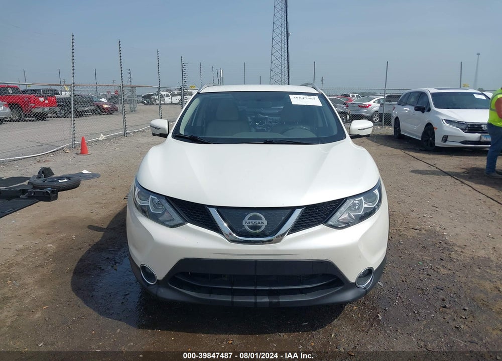 2018 NISSAN ROGUE SPORT VIN: JN1BJ1CP5JW501102