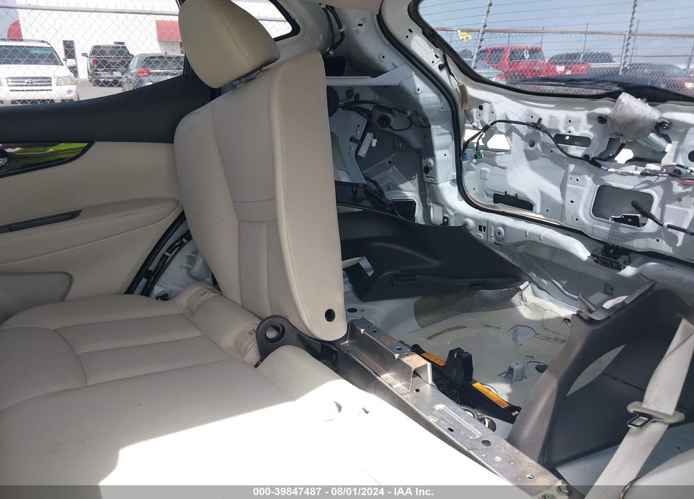 2018 NISSAN ROGUE SPORT VIN: JN1BJ1CP5JW501102