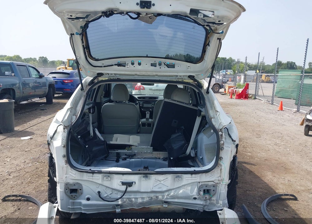 2018 NISSAN ROGUE SPORT VIN: JN1BJ1CP5JW501102